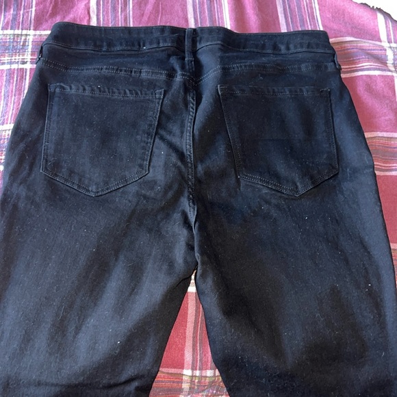 BNWT - Black Old Navy high rise Rockstar Super Skinny Jeans size 16 - Picture 5 of 6
